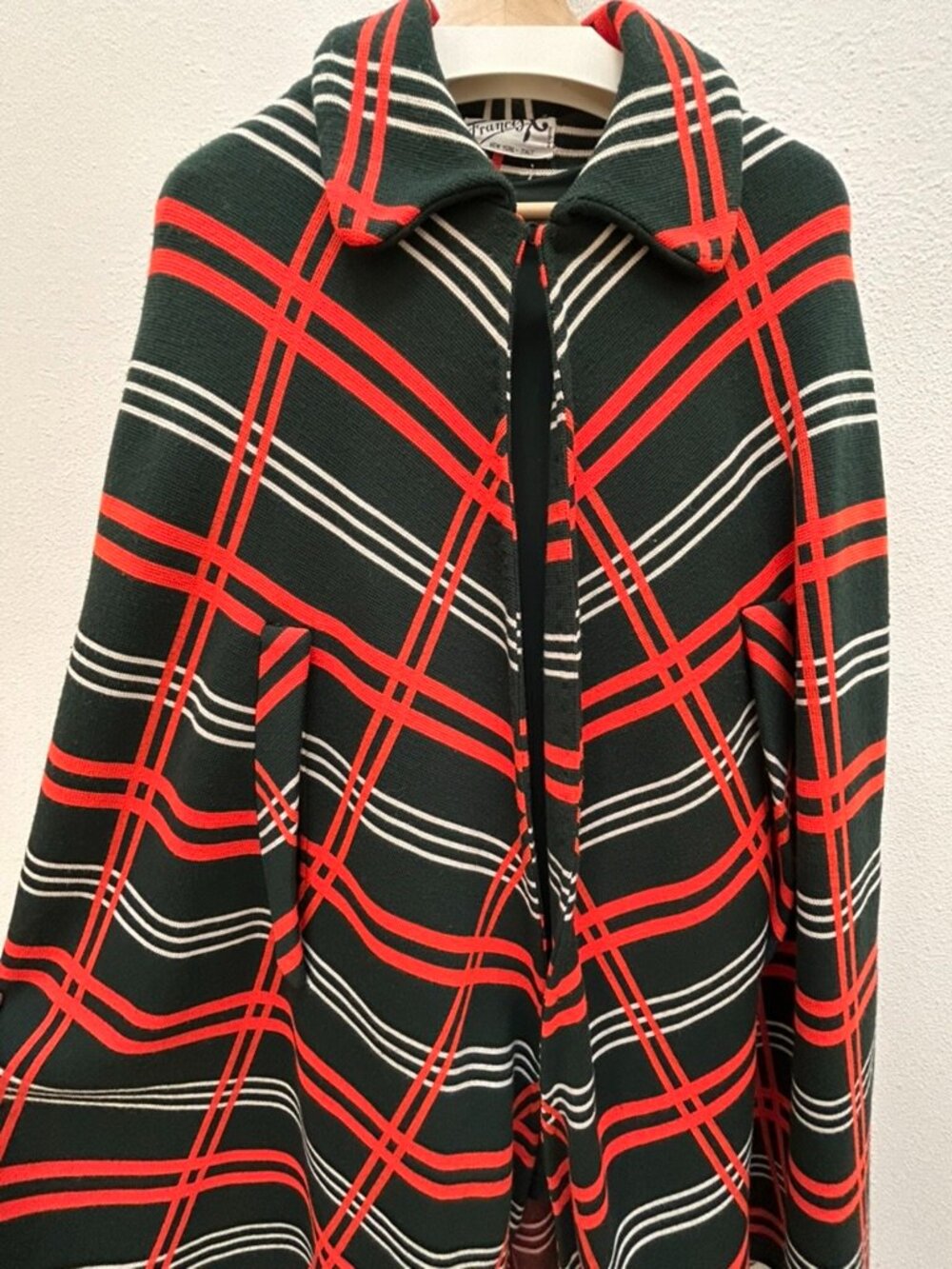 Vintage 60s 70s Francis X Plaid Knit Cape Coat Mod Green Red